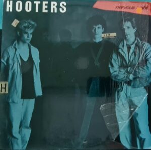 Hooters - Nervous Night